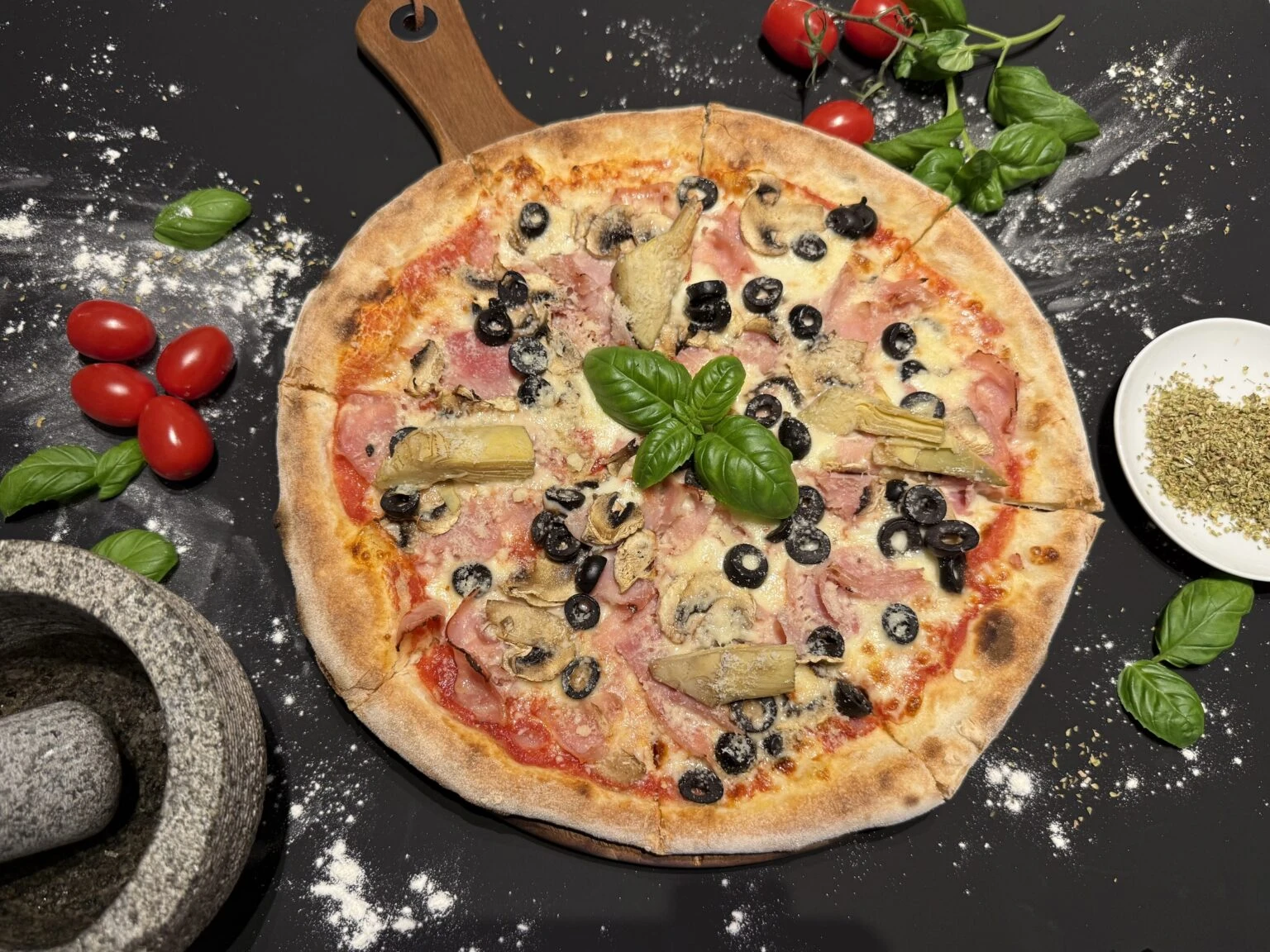 Up and Down Bar & Pizza - Pizza Capricciosa frissen sült olasz pizza