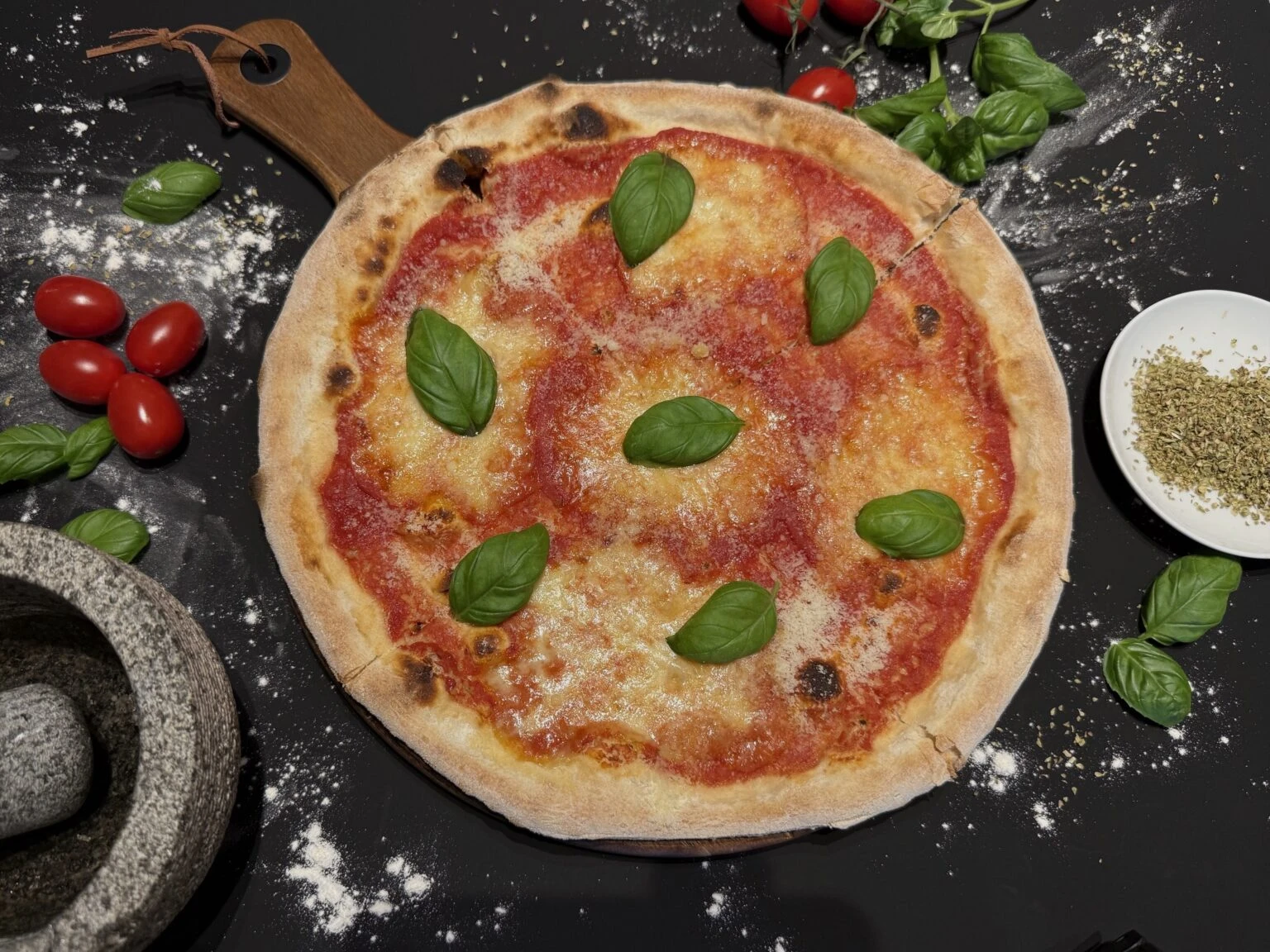 Up and Down Bar & Pizza - Pizza Margherita frissen sült olasz pizza